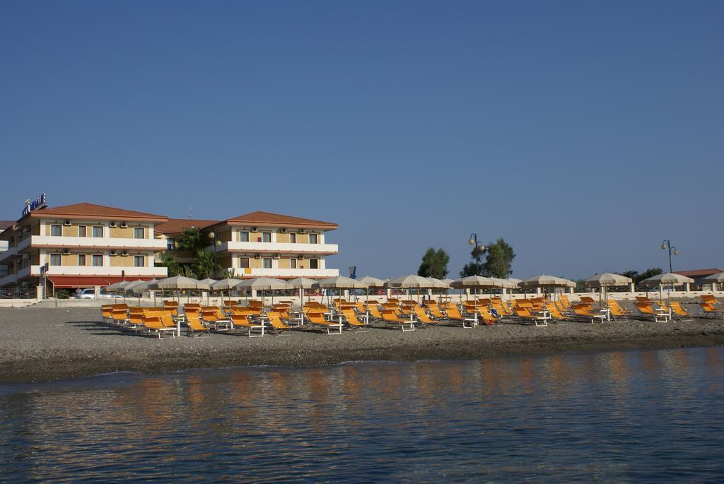 Hotel Miramare Чиро-Марина Екстер'єр фото
